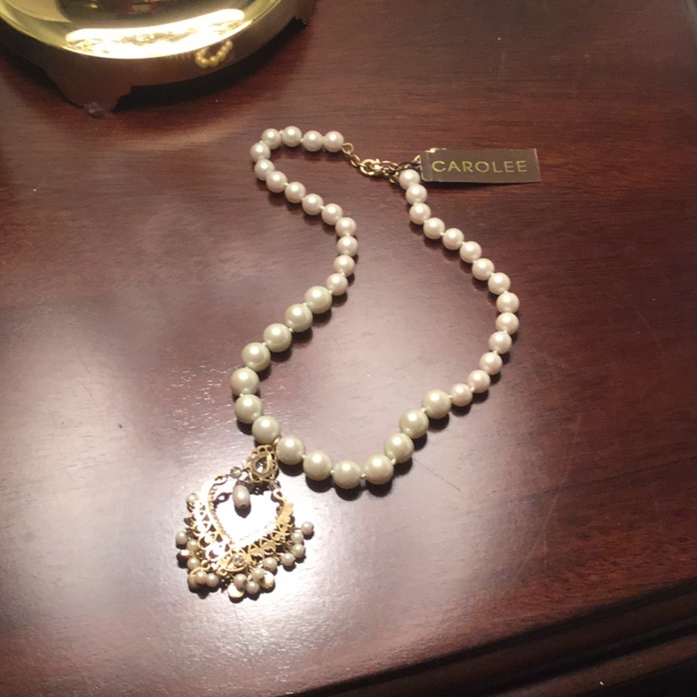 😍 Pretty Pearl Necklace ⭐️